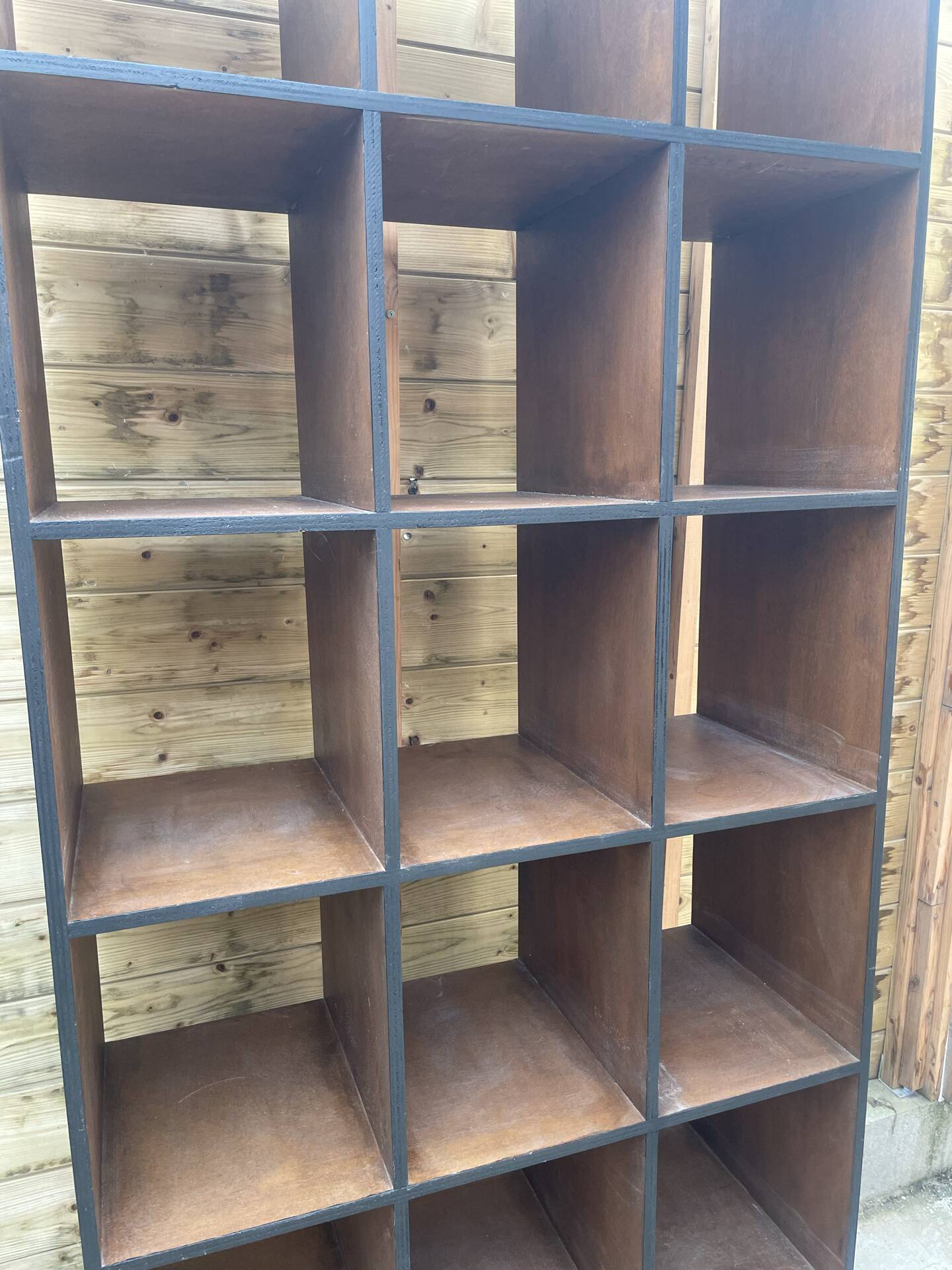 Industrial locker