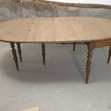 Extendable half-moon round oak table for 2 to 8 people