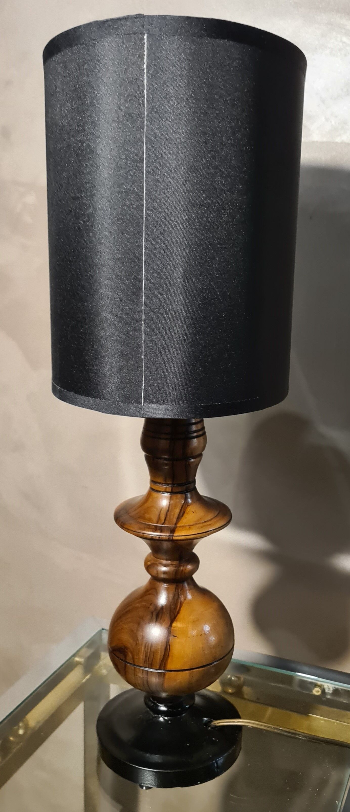 Lampe 1950 pied tourner en olivier 45x23cm