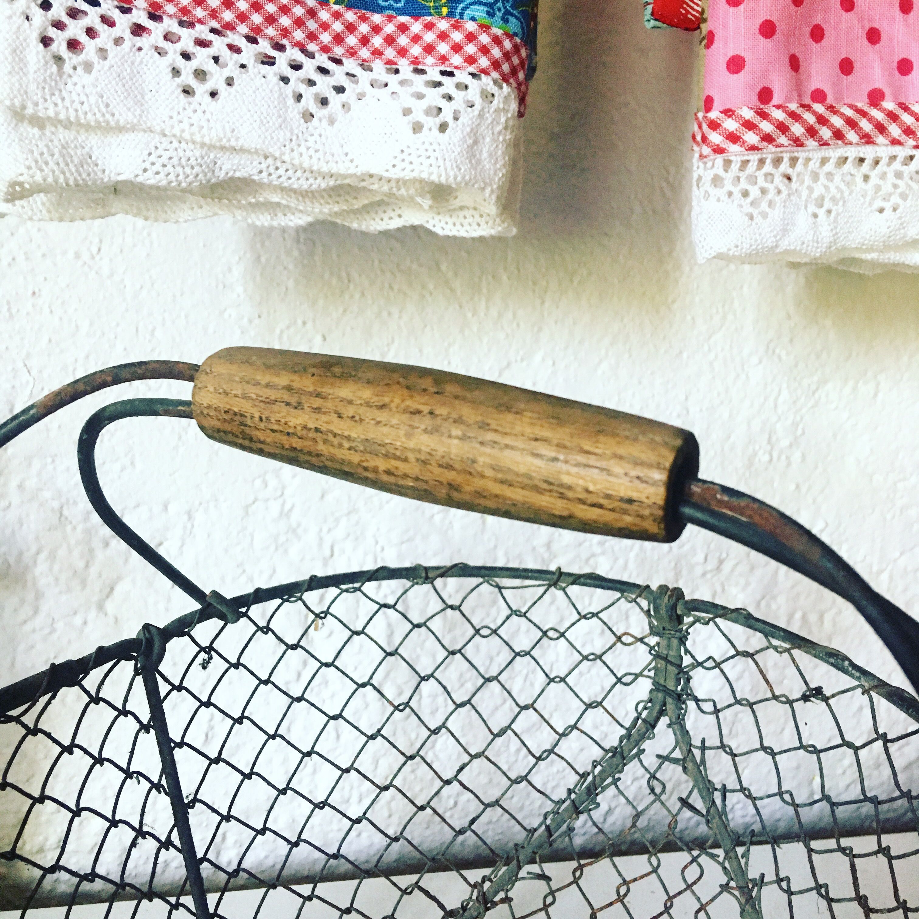 Apple basket made of wire