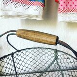 Apple basket made of wire