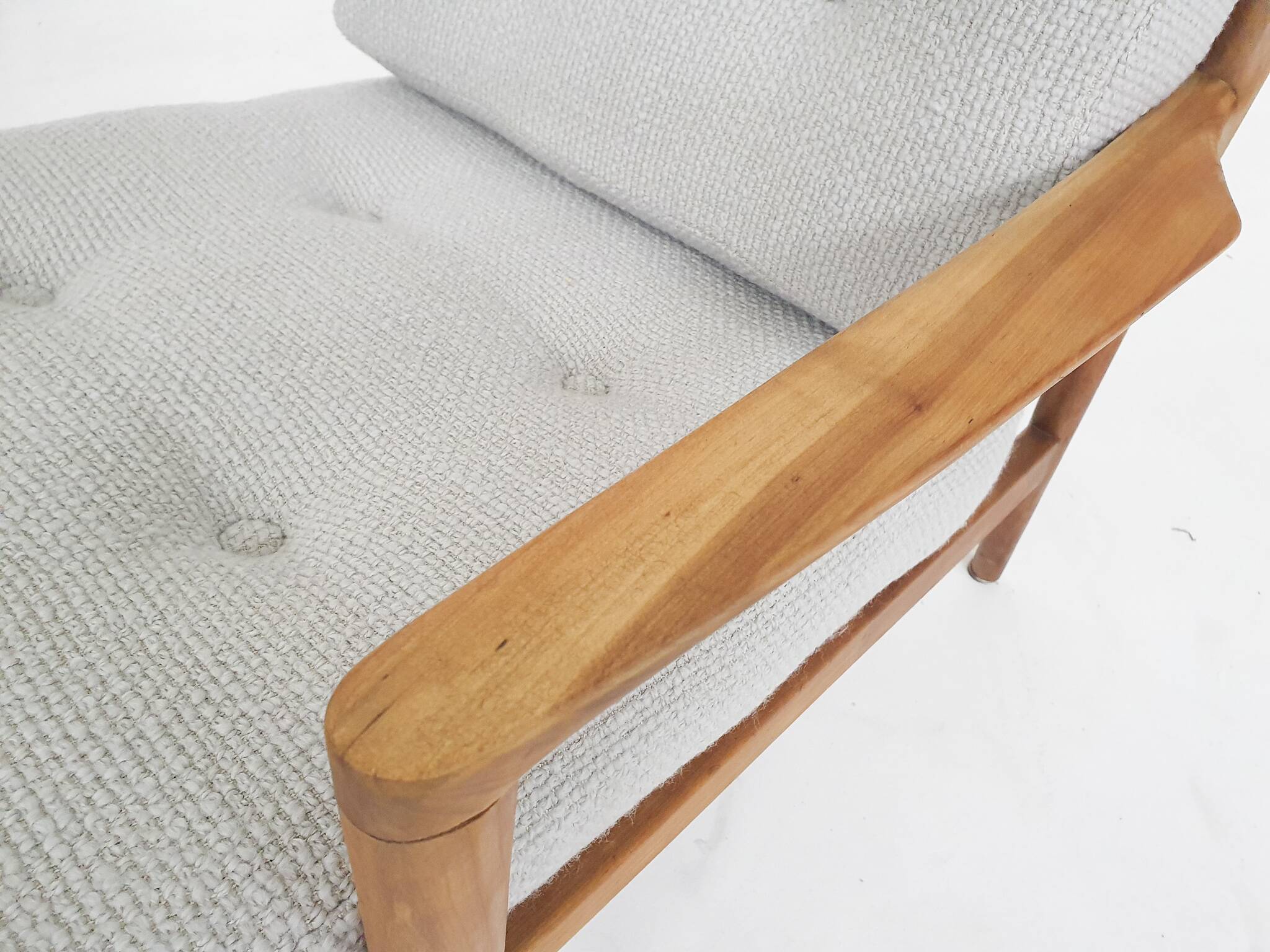 Solid oak antique dining chairs, with hand carved back rests. The chairs have no screws only wooden