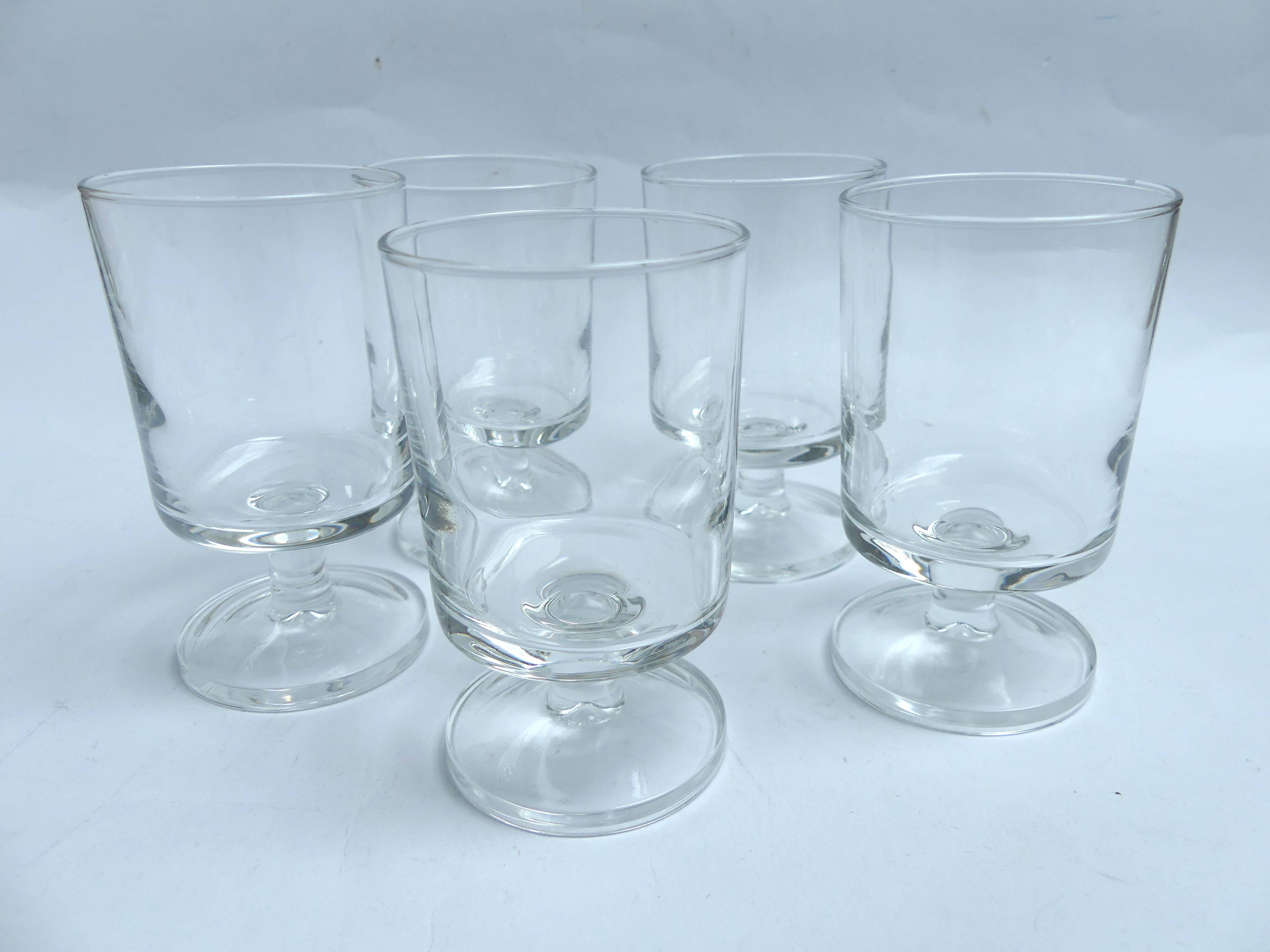Luminarc Sweden white wine glasses