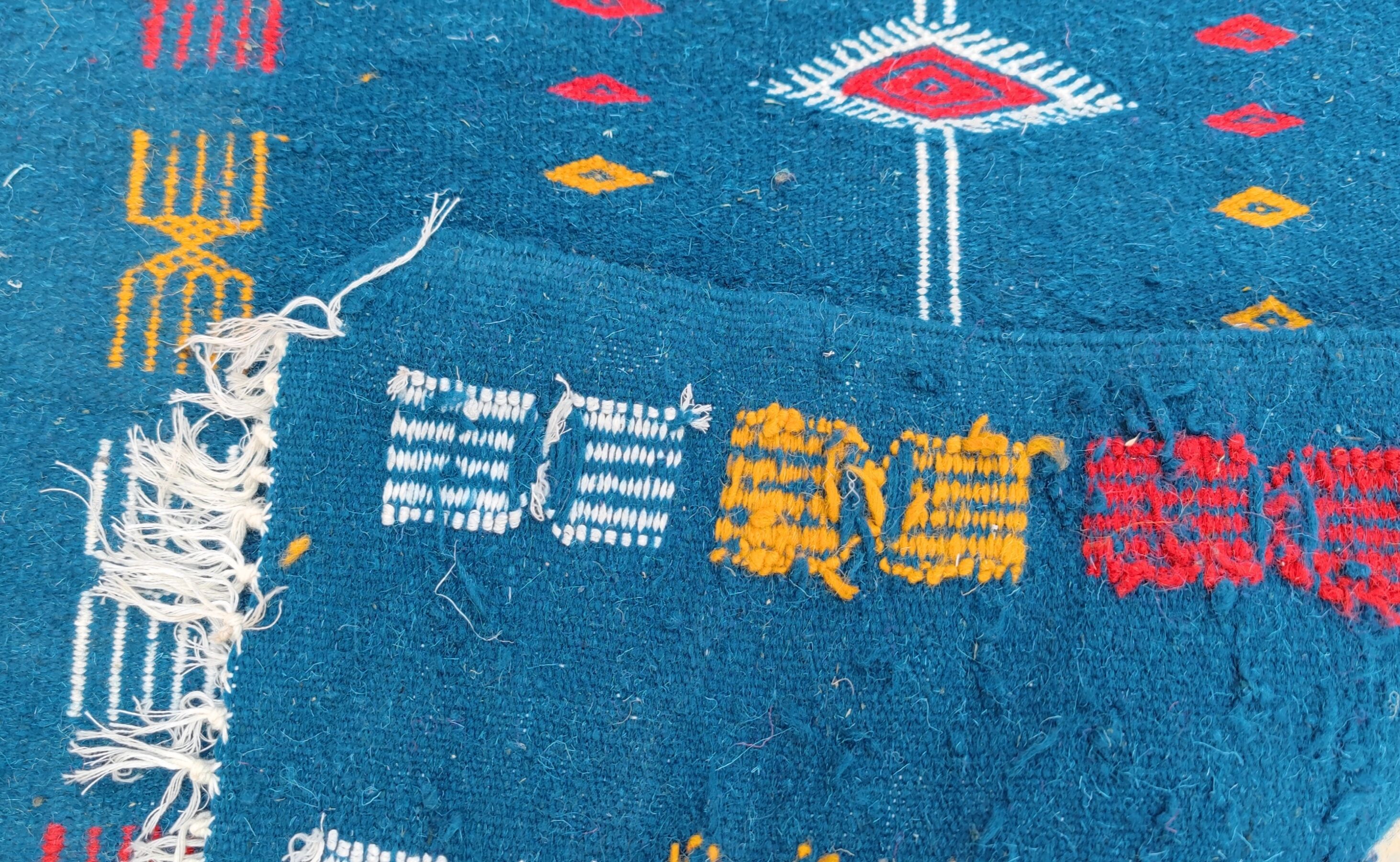 Berber rug in wool 112x68cm