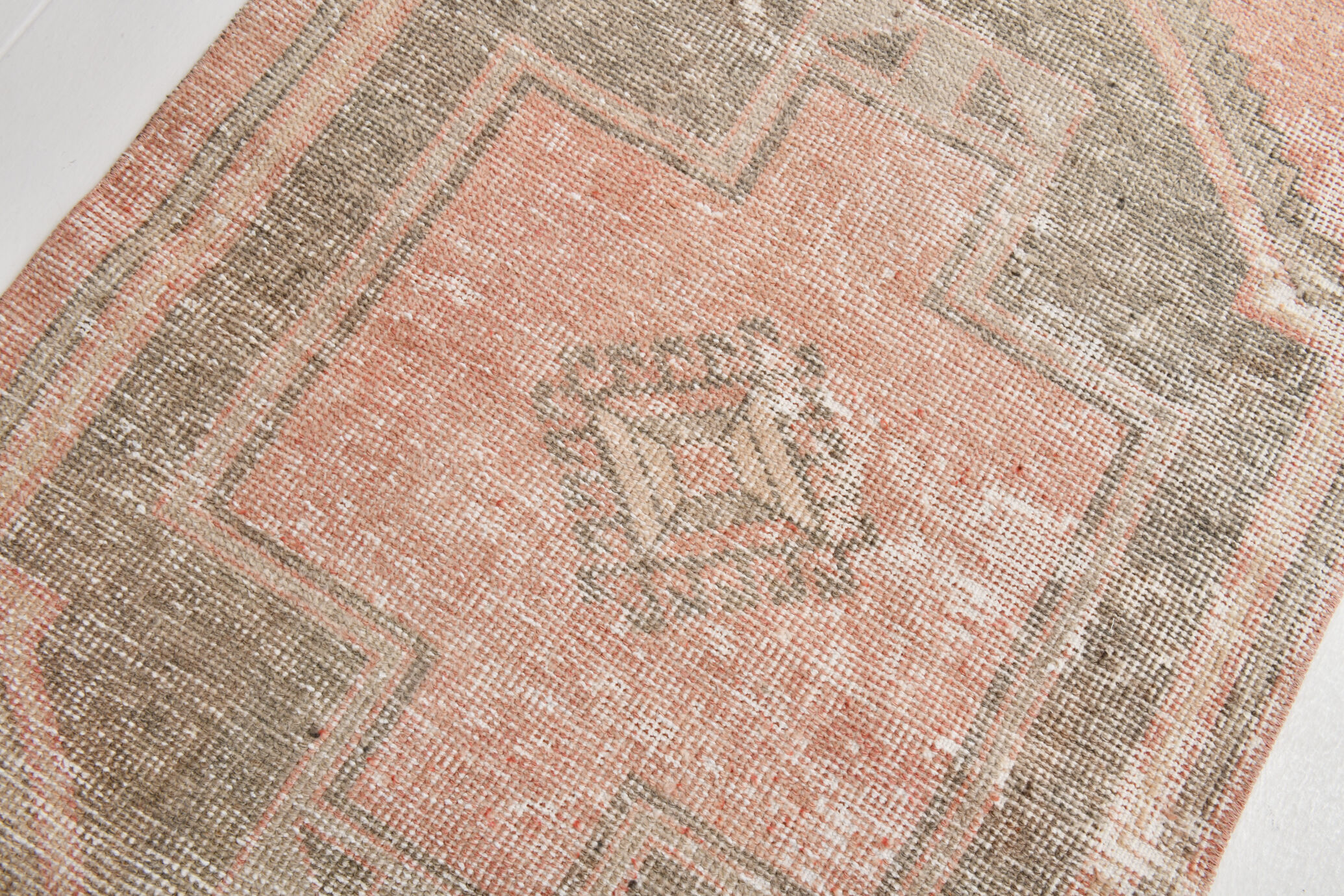 3x12 Long Turkish Runner Rug,84x384Cm