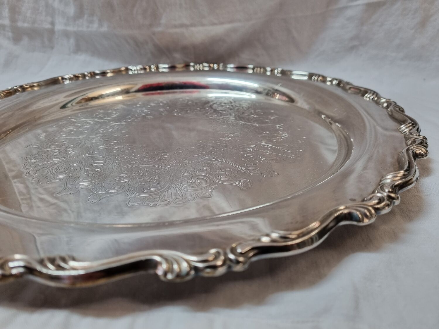 Round silver top, early twentieth century