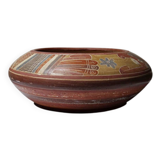 Vintage pre-Columbian style handcrafted ceramic decorative bowl