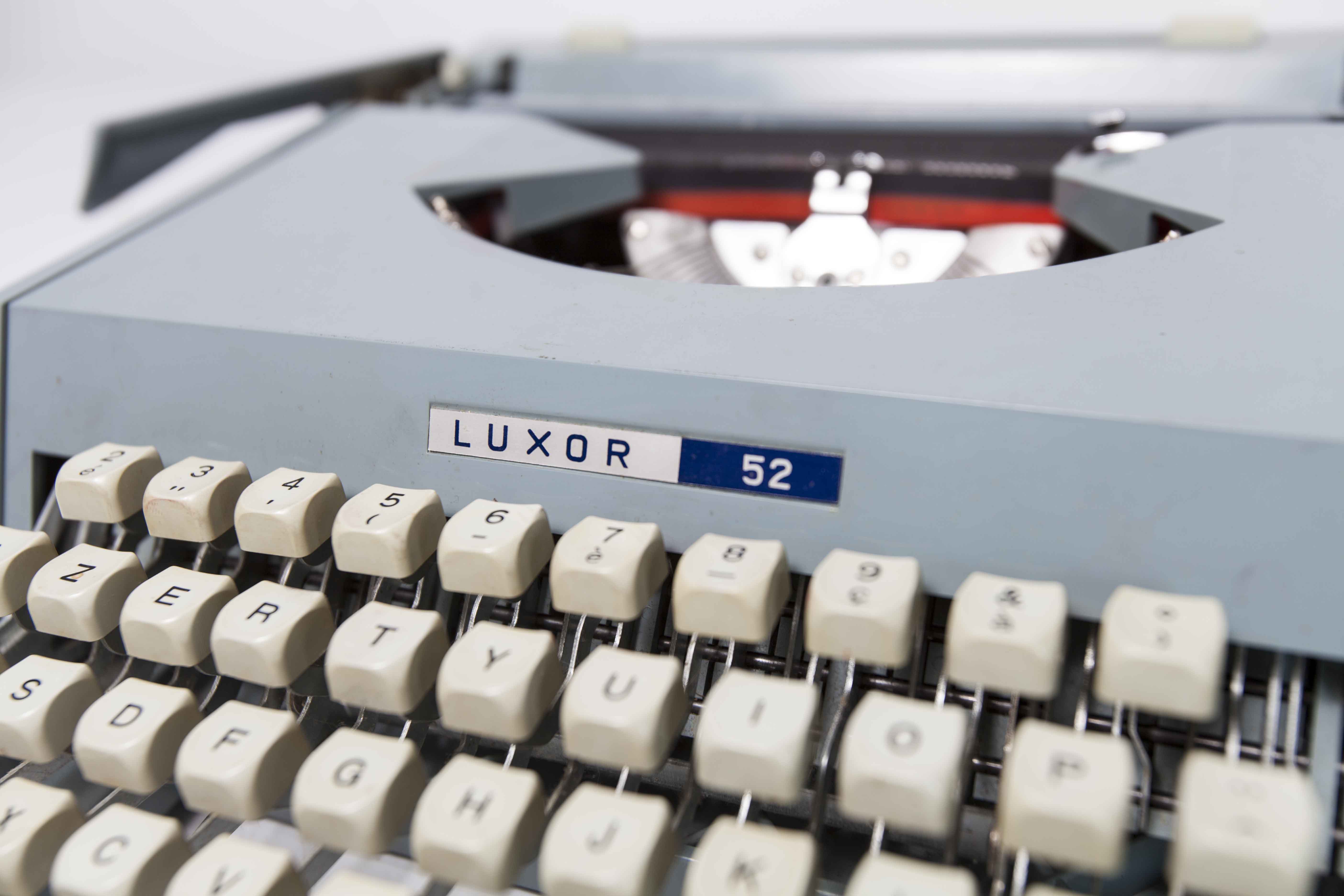 Revised Luxor 1980 typewriter