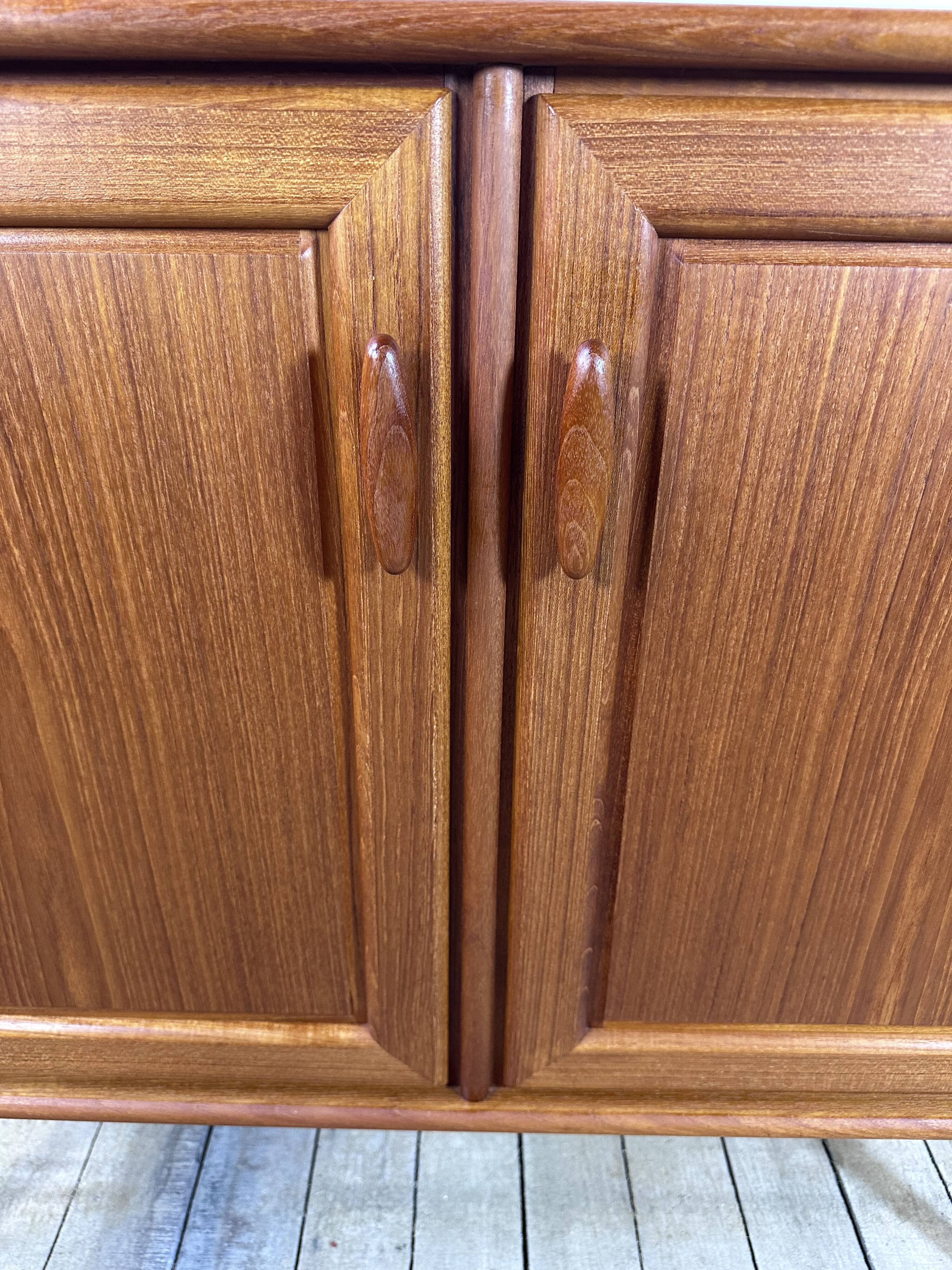 Scandinavian teak storage unit 1970's by RT Moëbel