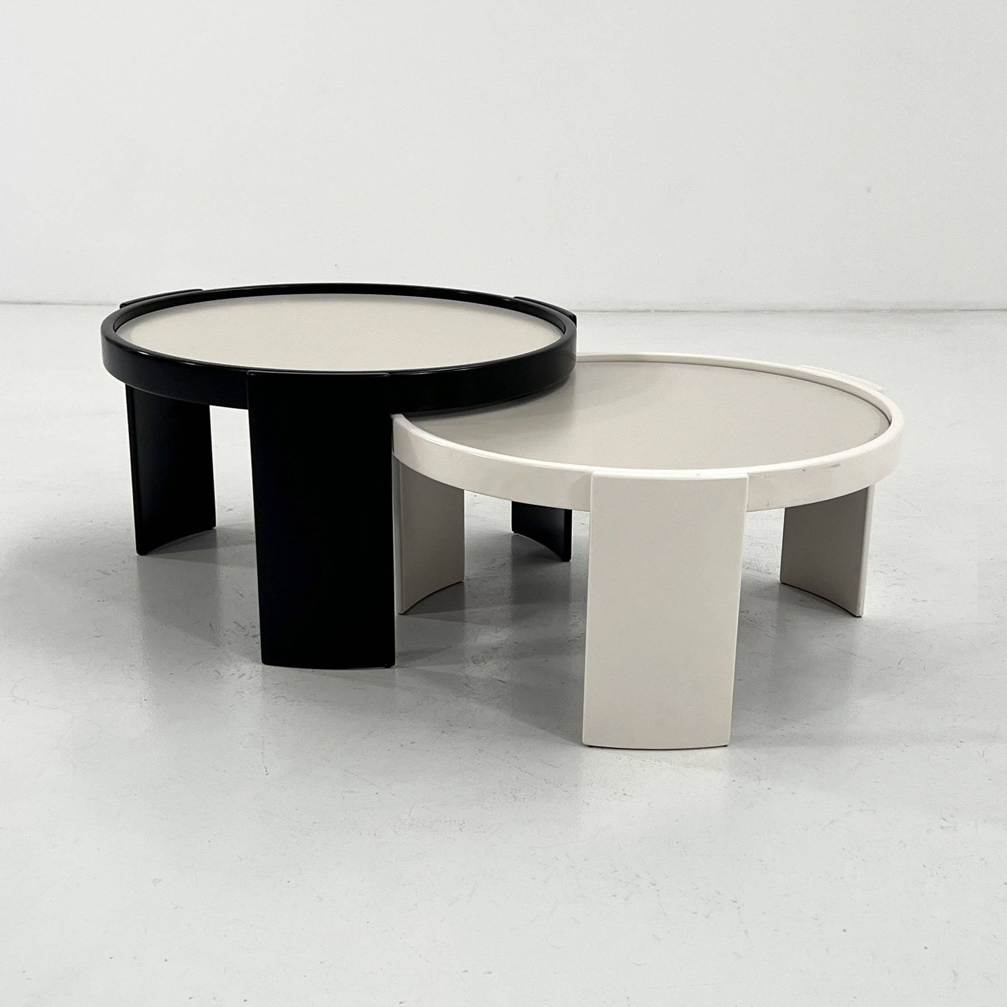 Set of 2 large reversible nesting tables by G. Frattini for Cassina, 70