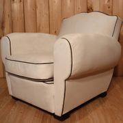 Fauteuil club en cuir blanc