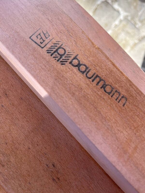 Chaise Baumann rose pâle