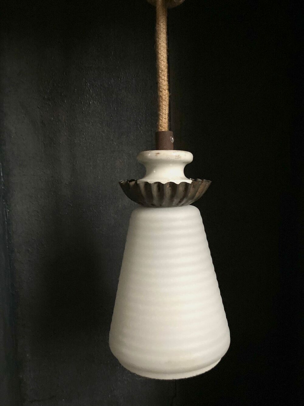 Walk cone white and metal