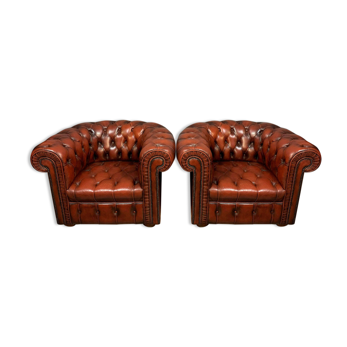 Pair of Chesterfield club armchairs in burgundy circa circa 1920 upholstered leather