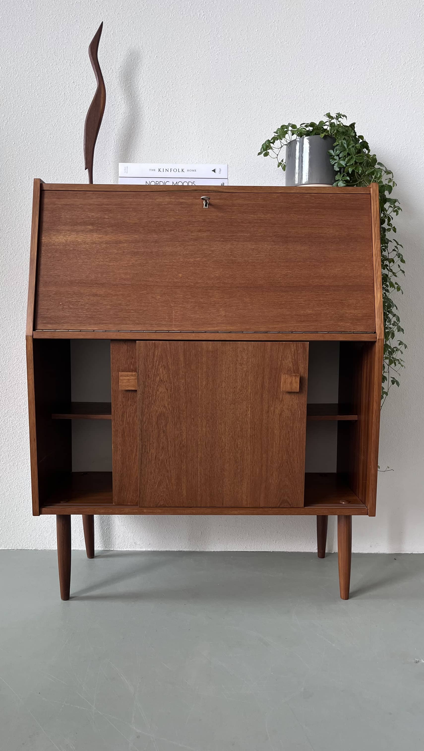 Teak writing desk from the 60