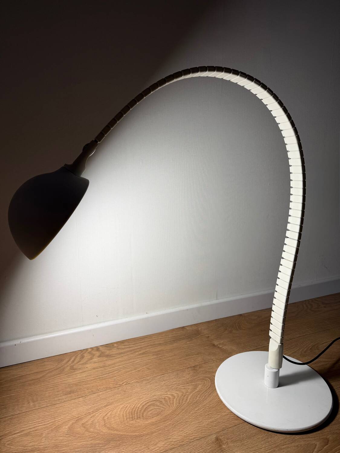 "Vertebre" floor lamp by Elio Martinelli for Martinelli Luce – Italy