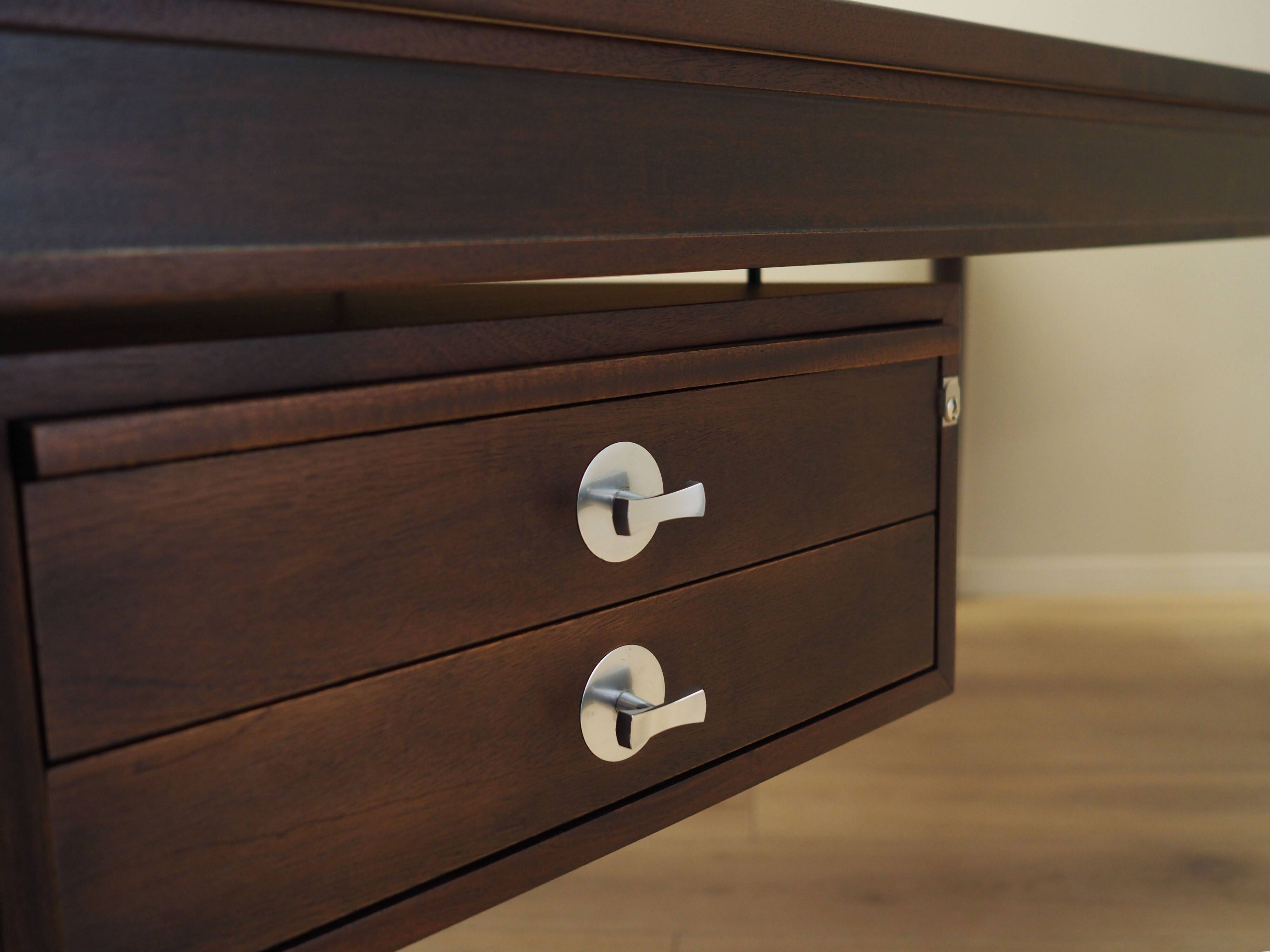 Mahogany desk, Danish design, 1970s, designer: Finn Juhl