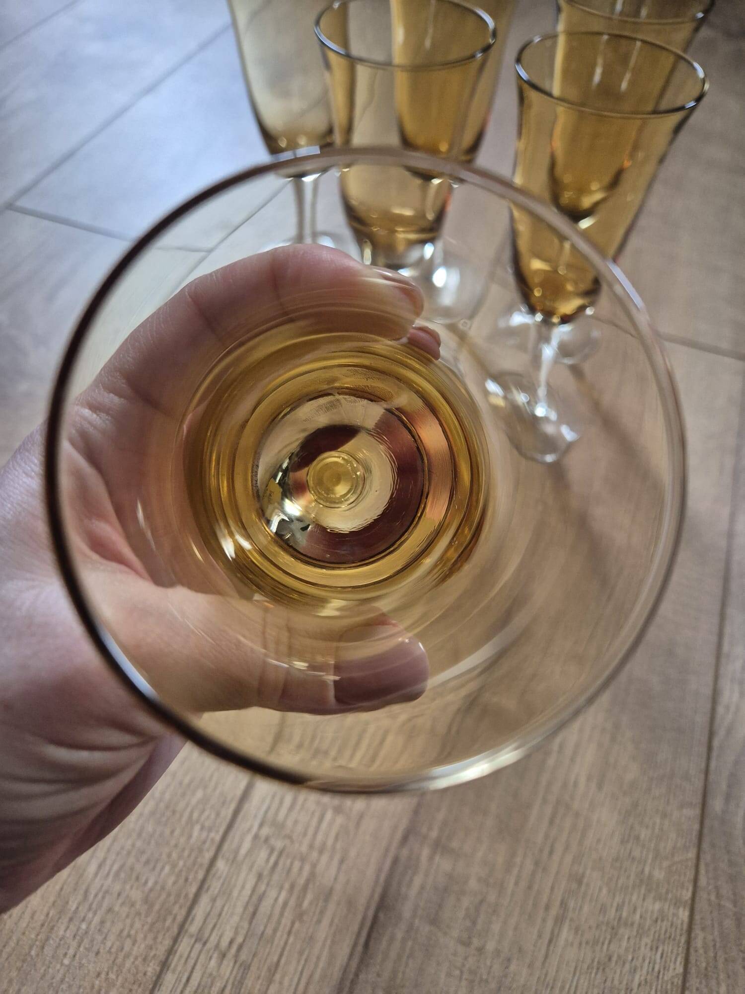 Yellow champagne flutes