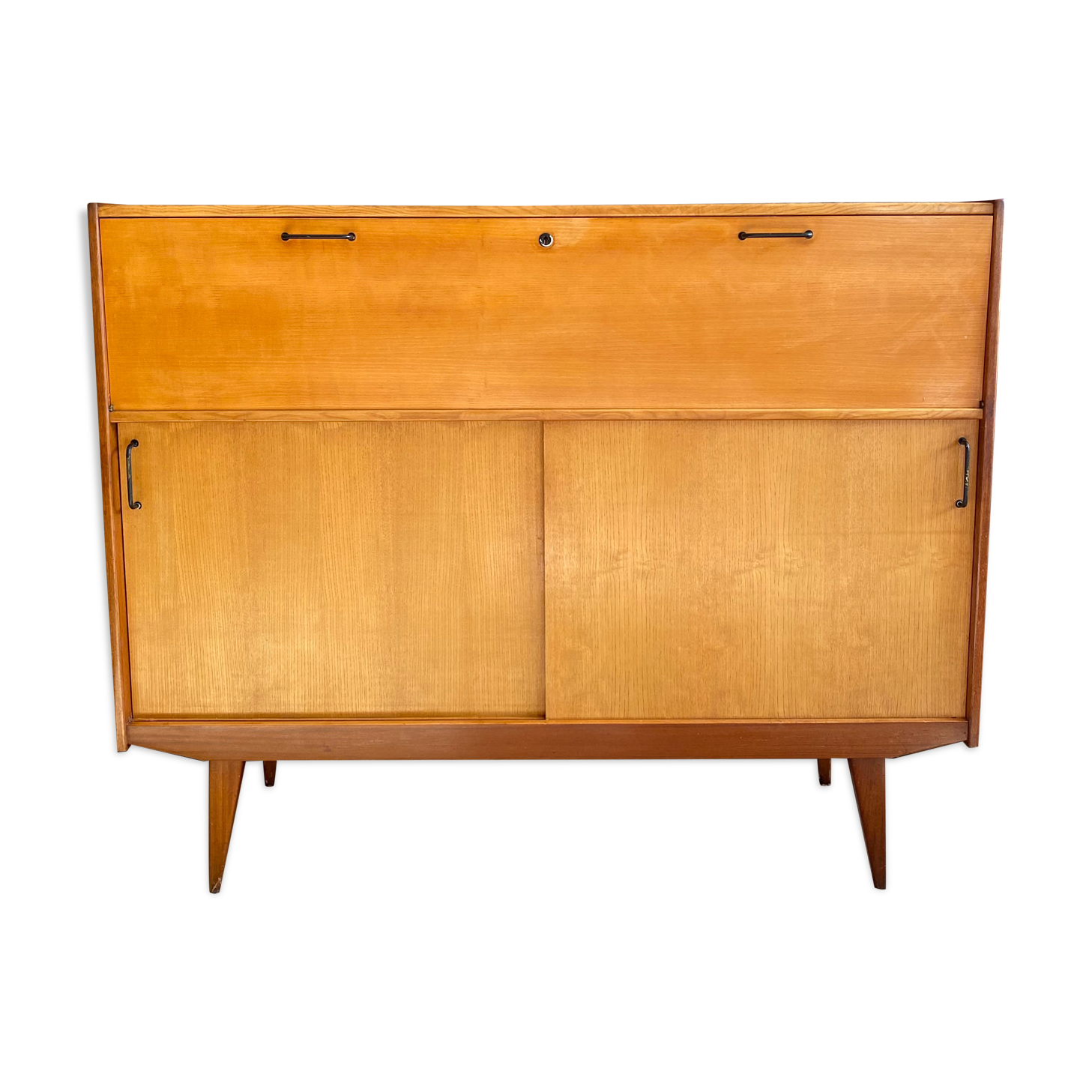 Enfilade years 60 feet compass