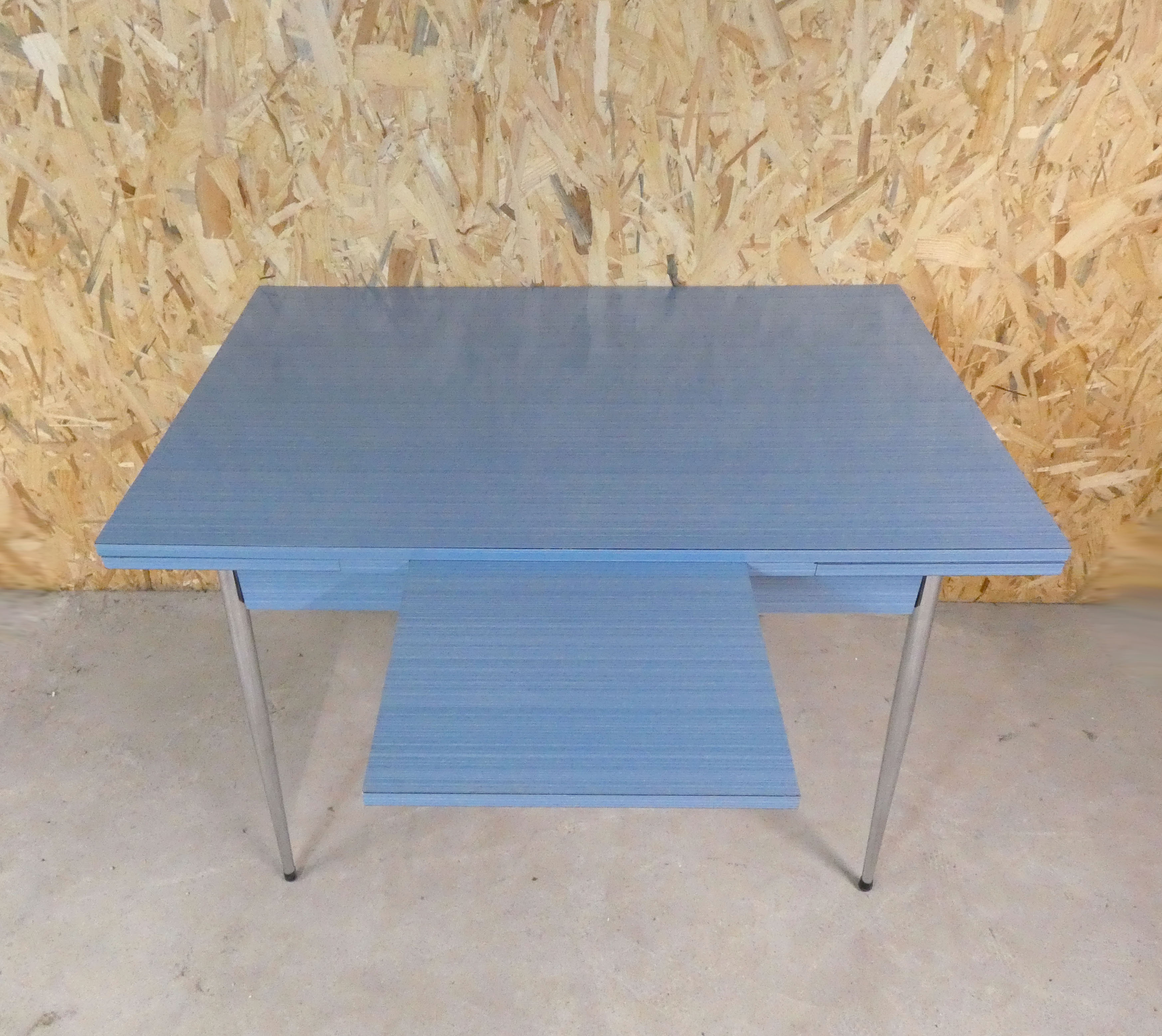 Formica table