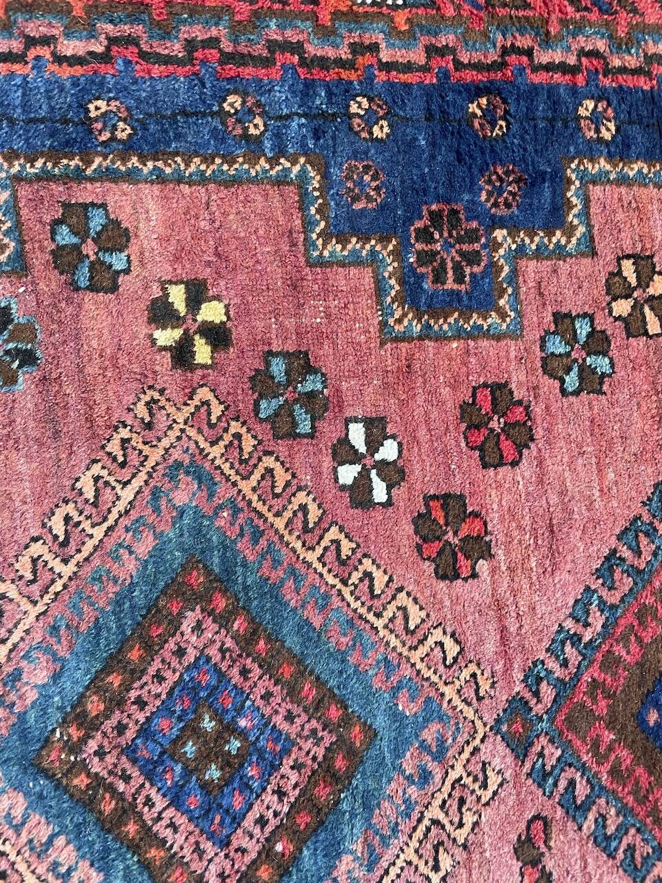 Persian Meshkin rug early 20th century
