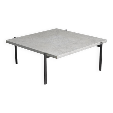 Table basse en marbre roulé par Poul Kjaerholm pour Fritz Hansen, Danemark, années 1990.