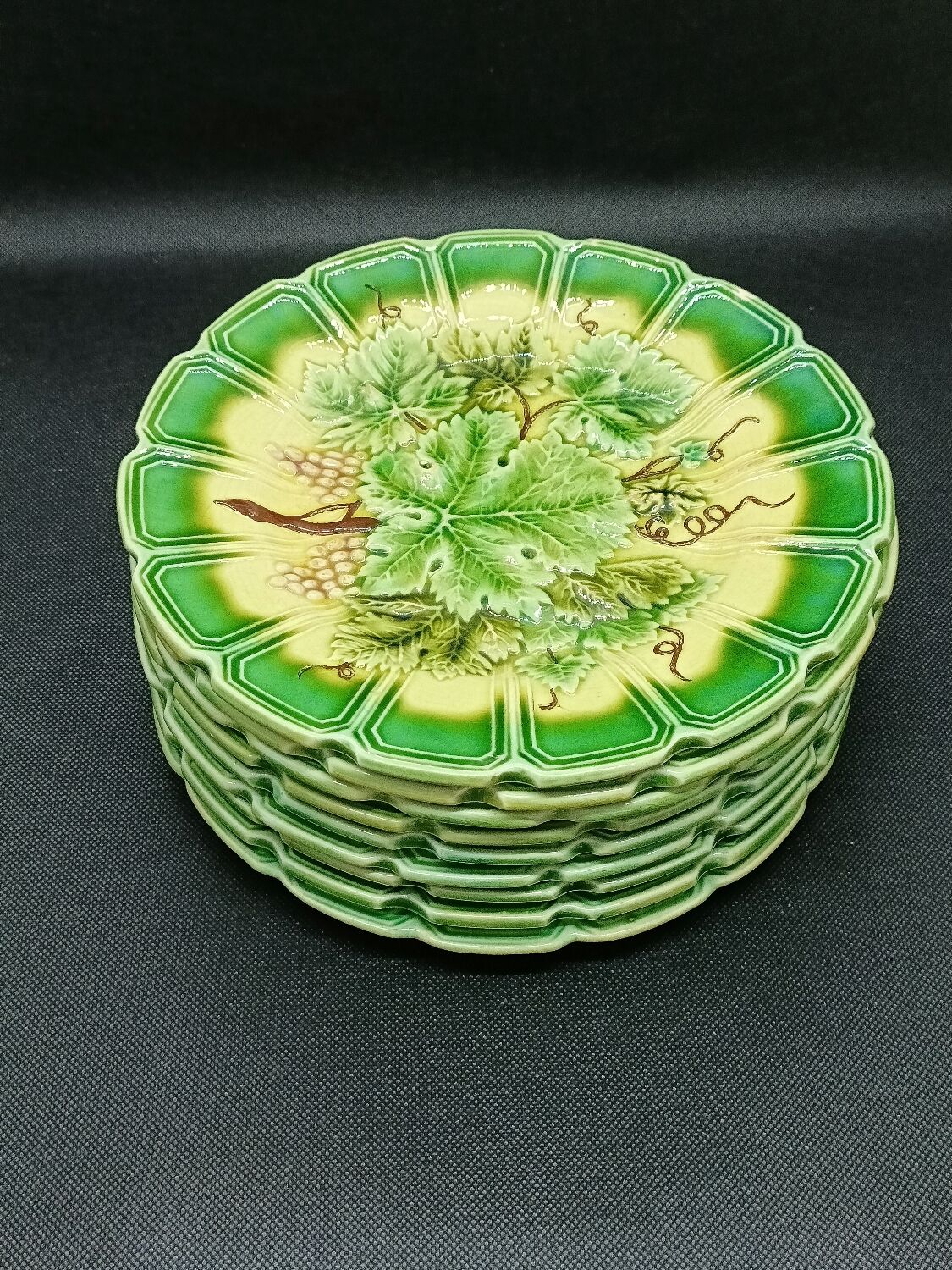 Sarreguemines dessert plate set