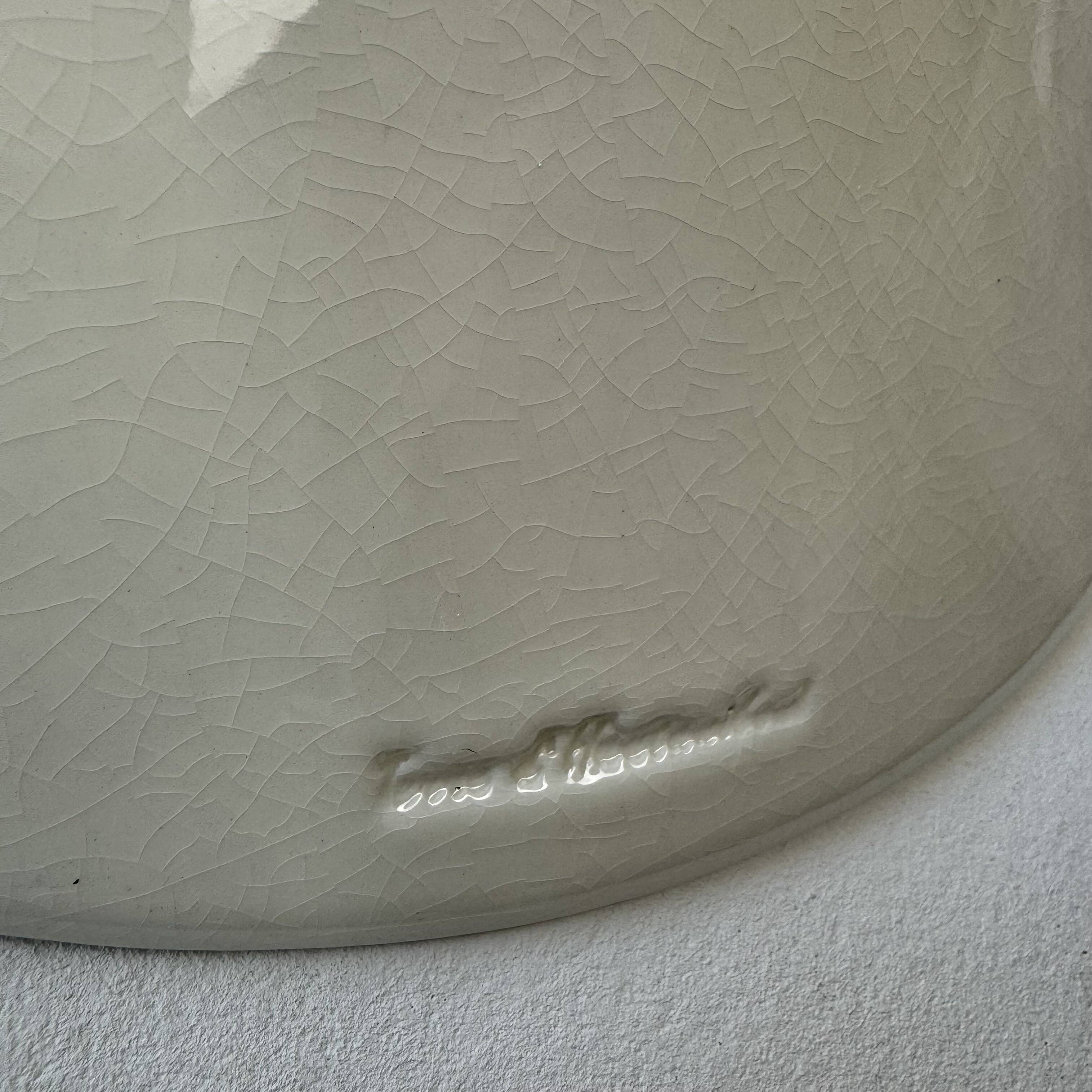 White ceramic suspension