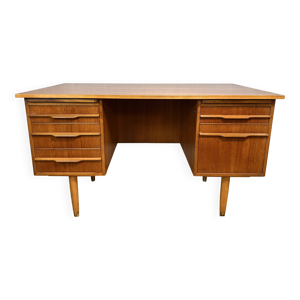 bureau rétro vintage - design