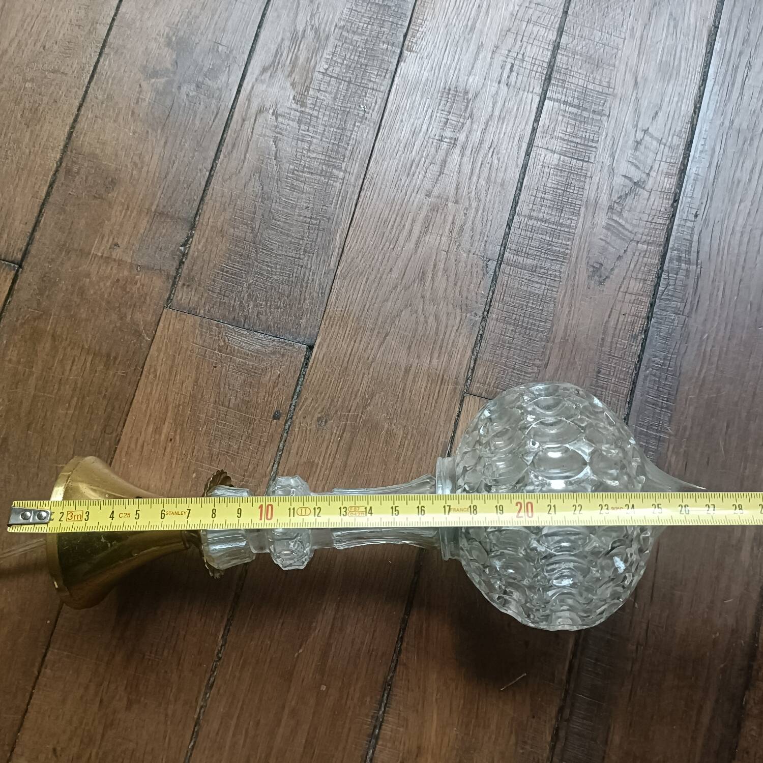 Suspension verre moulé et laiton