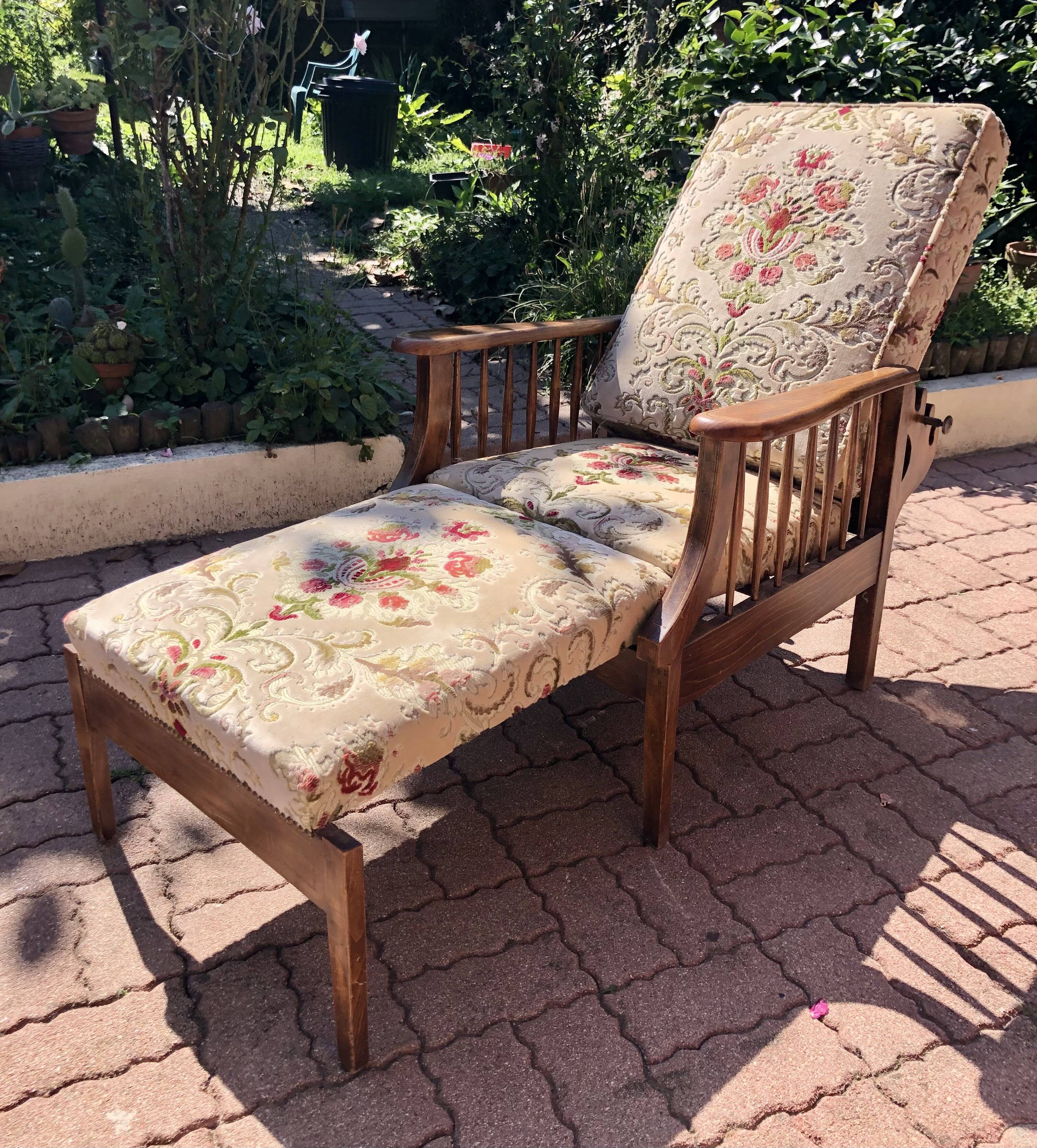 Armchair / long liner rest chair called 'Morris Armchair' Period 1920