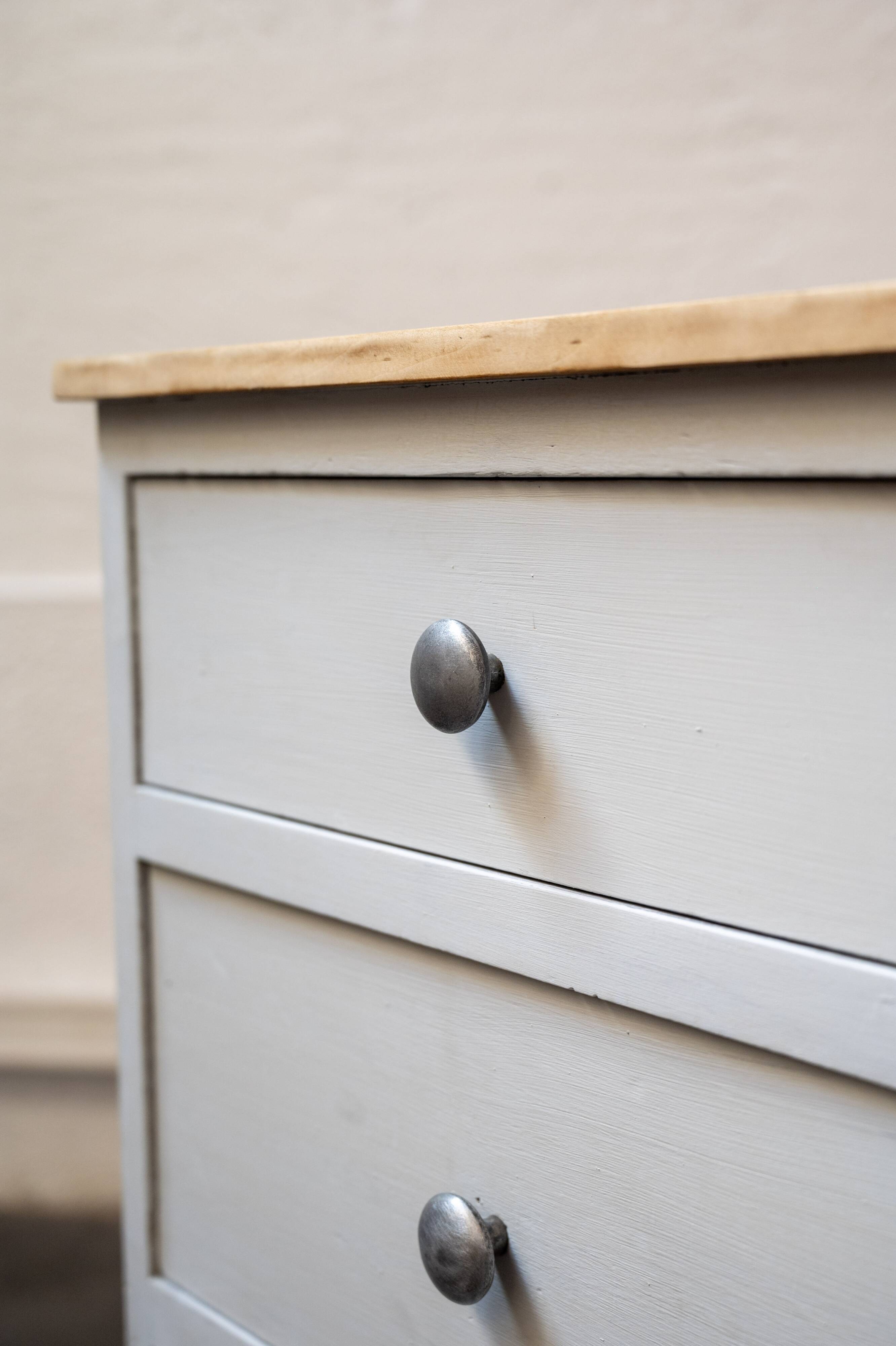Country style storage unit