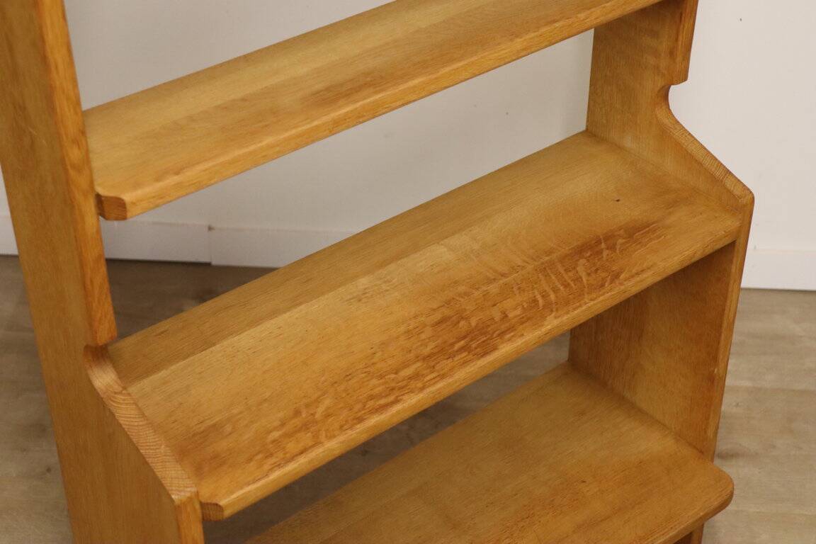Guillerme and Chambron bookcase shelf in oak, 1960