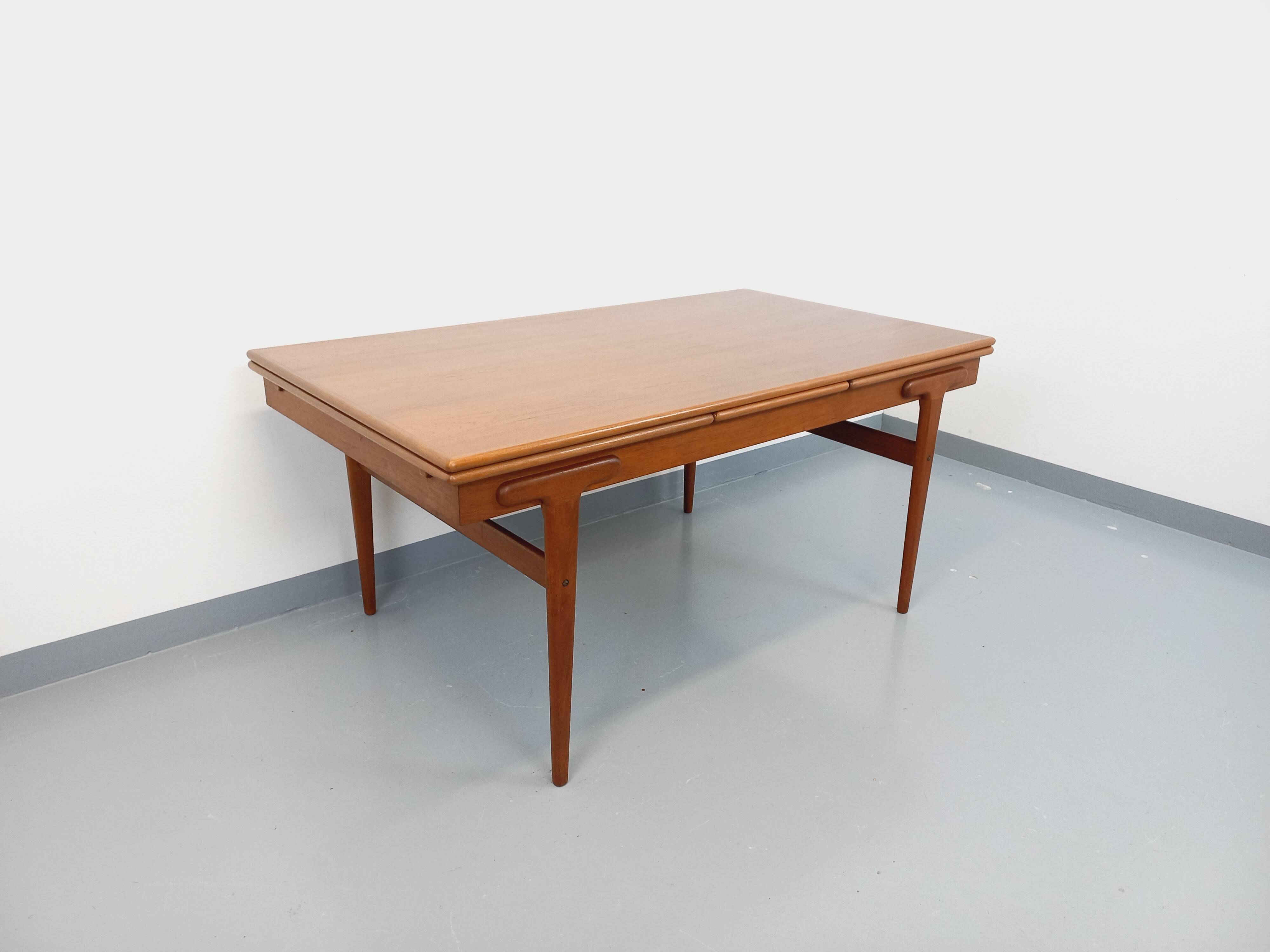 Vintage rectangular Scandinavian dining table by Ejvind A. Johansson teak