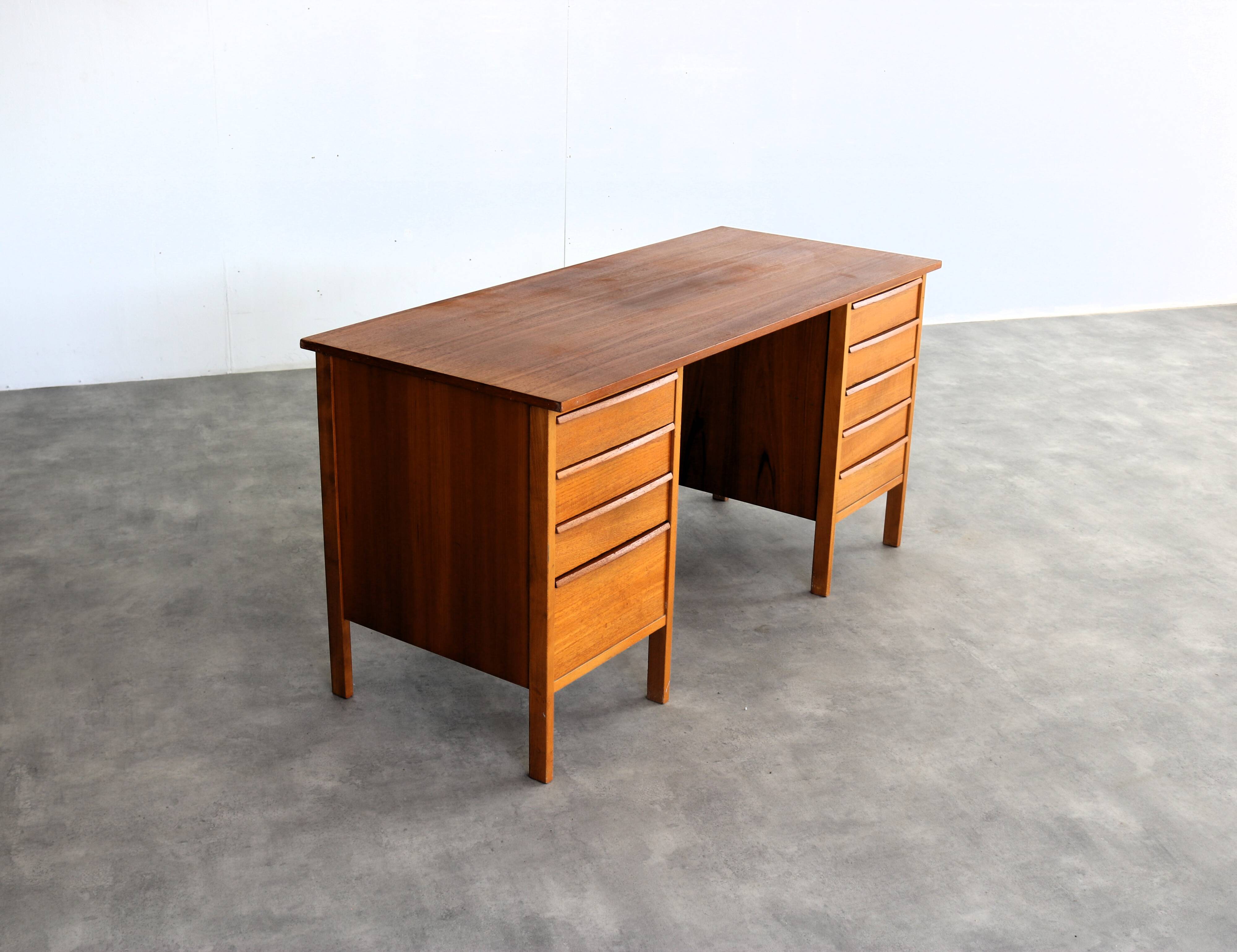 vintage desk | 60s | Swedish  period | 60's design