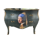 Curved patinated chest of drawers in Louis XV style