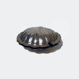Shell box