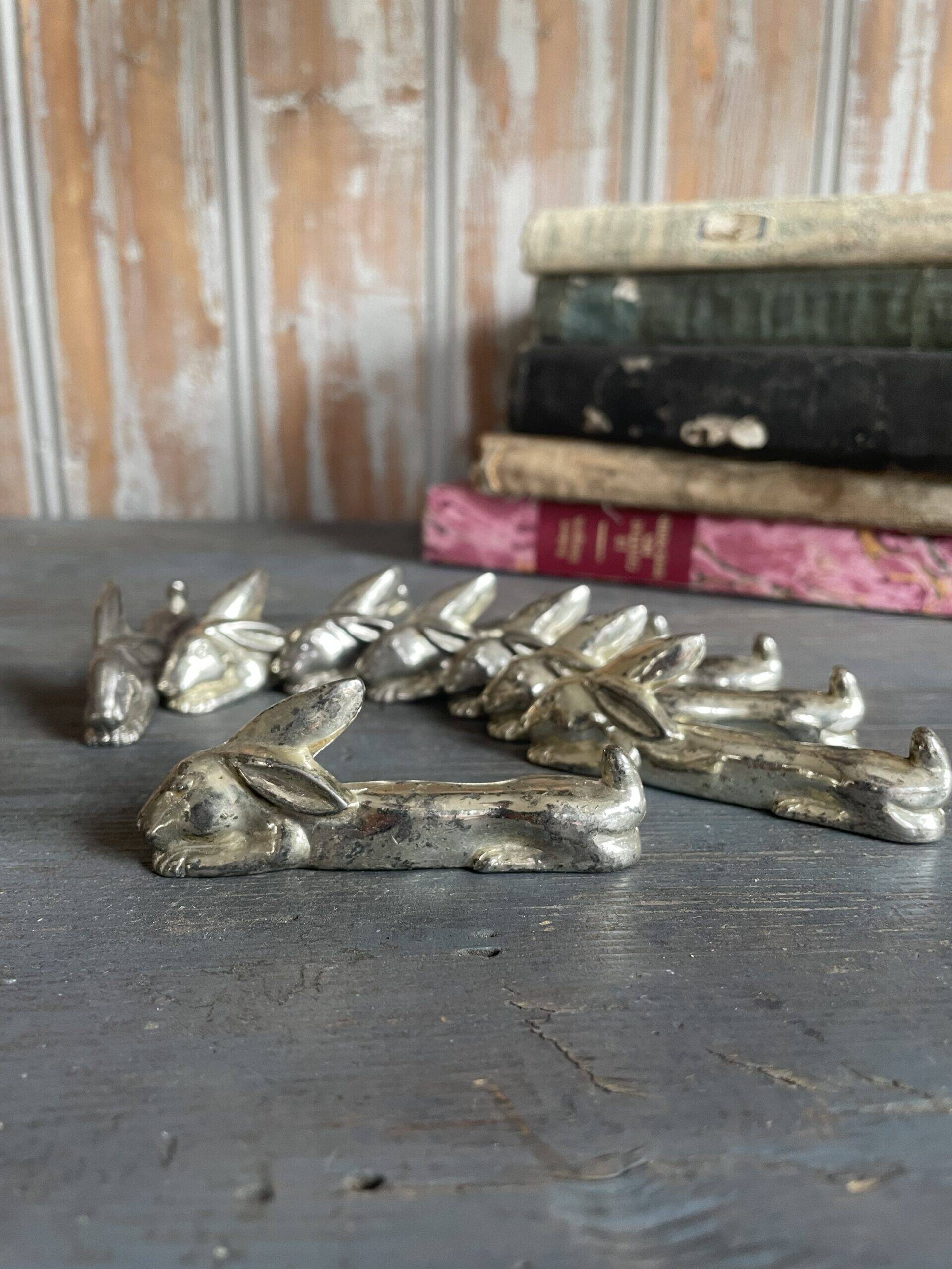 8 rabbit knife holders