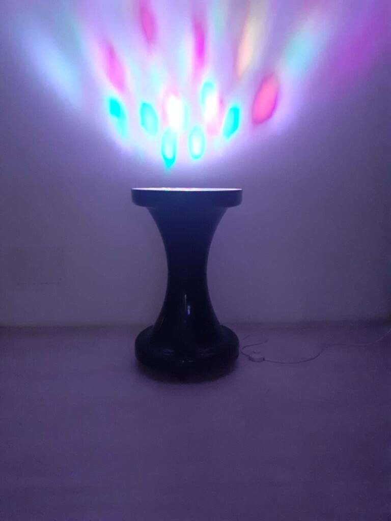 Illuminated coffee table from a nightclub, Tulip model, Space Age, Italy, 1970.