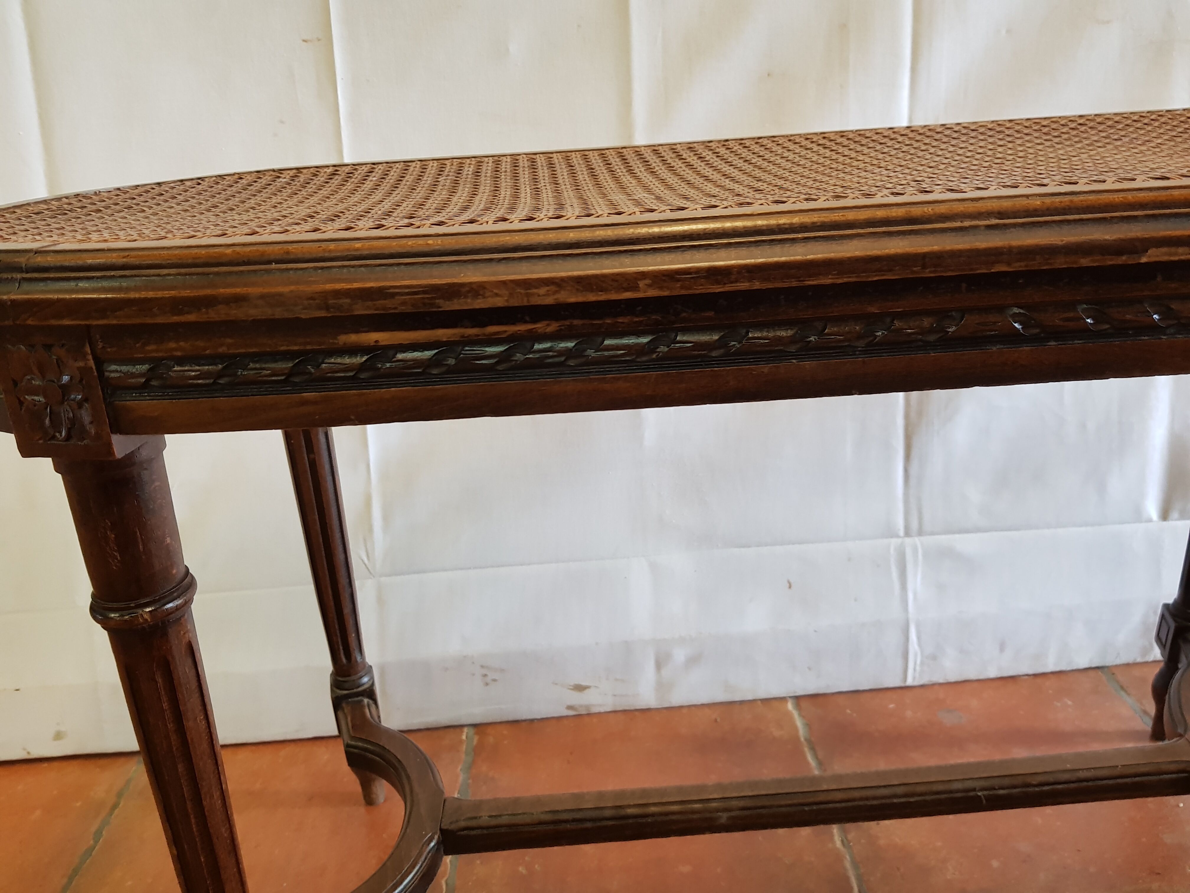 Two-seater piano bench