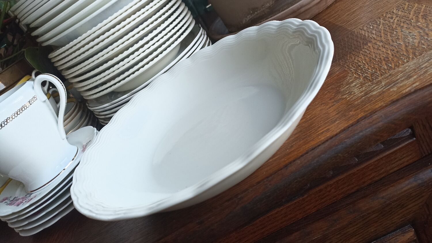 Play hollow art deco by ULIM in Limoges porcelain