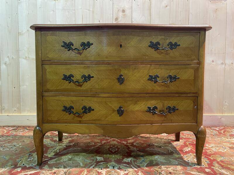 Louis XV-Transition style chest of drawers in cherry wood