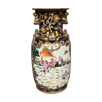 Vase, relief paint, gilding