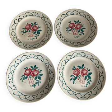 4 assiettes à dessert