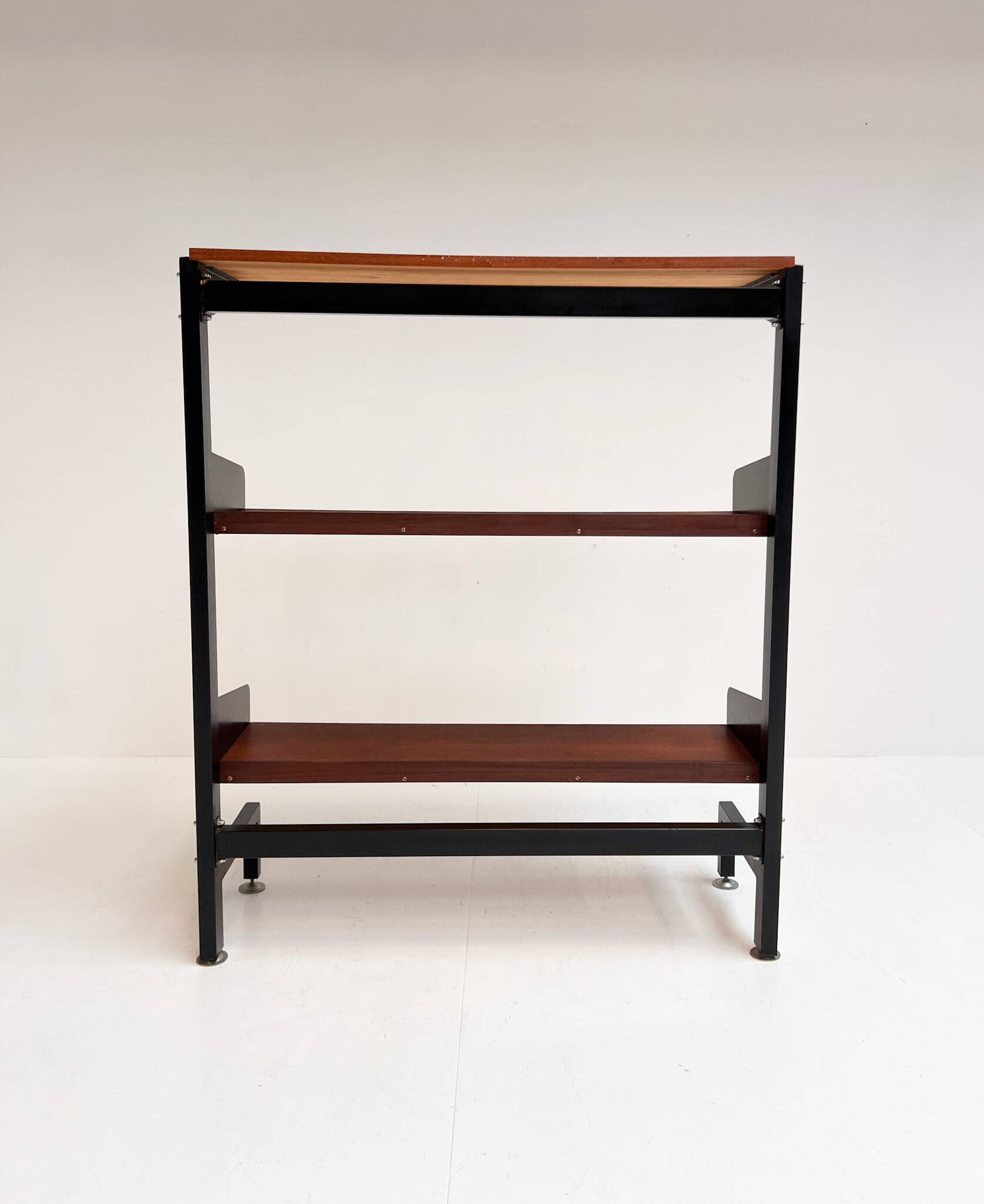 Freestanding and adjustable vintage wall unit, 1960s