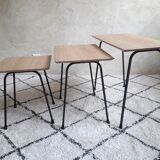 Tables gigognes