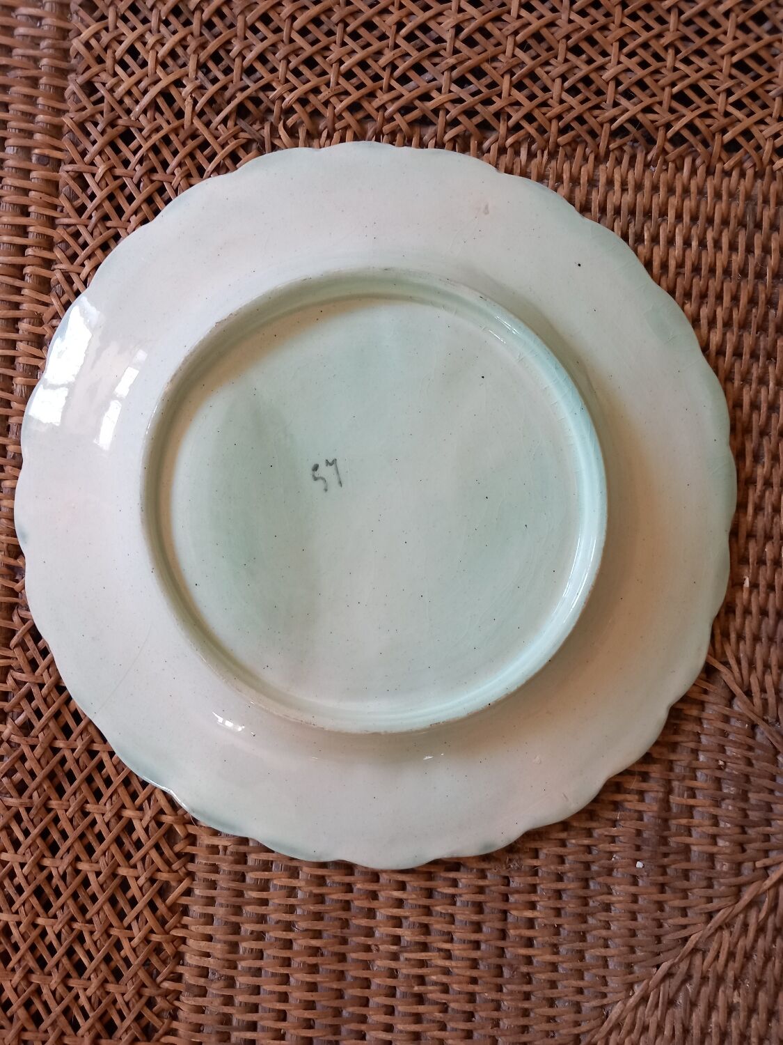 Plate asparagus slurry