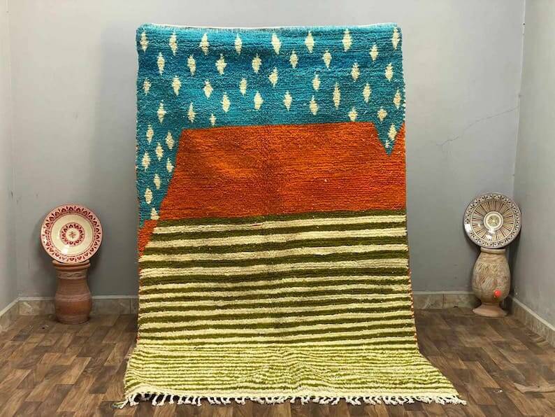 Handcrafted Berber rug in pure natural wool, size 150 x 250 cm