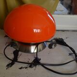 Lampe champignon de couleur orange