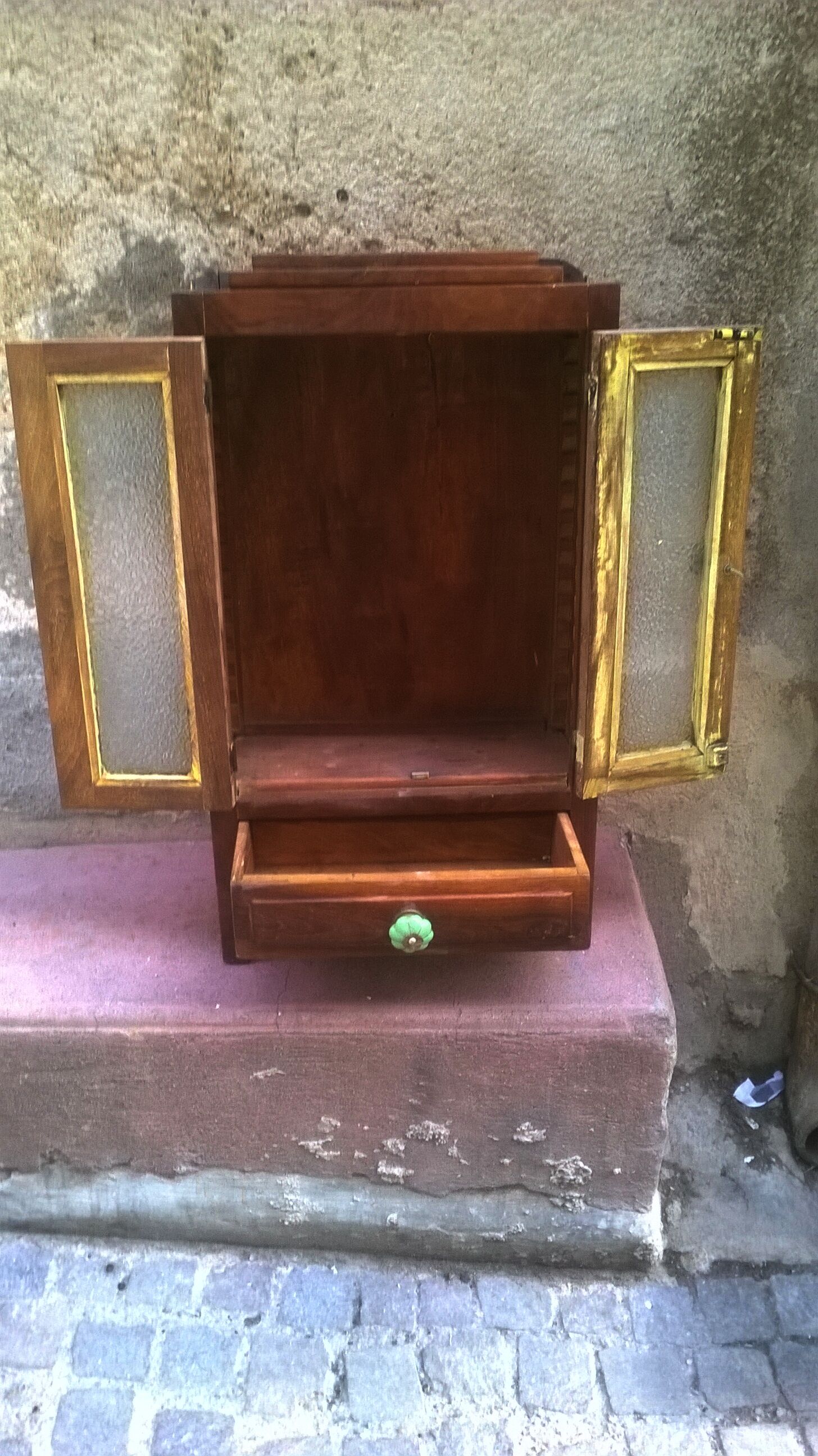 Small Art-Deco wall showcase